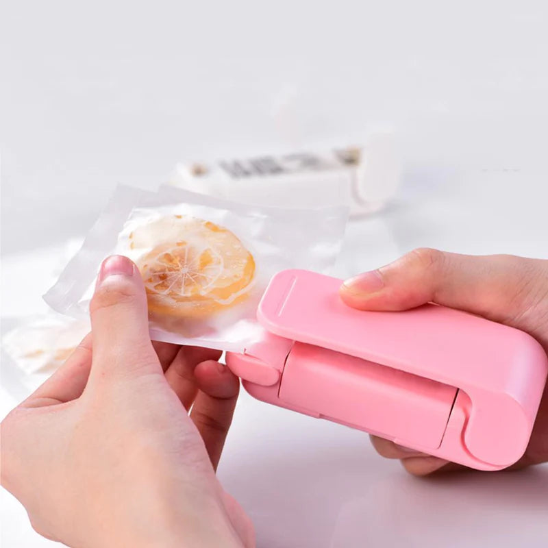 Handheld Heat Bag Mini Sealer - IHavePaws