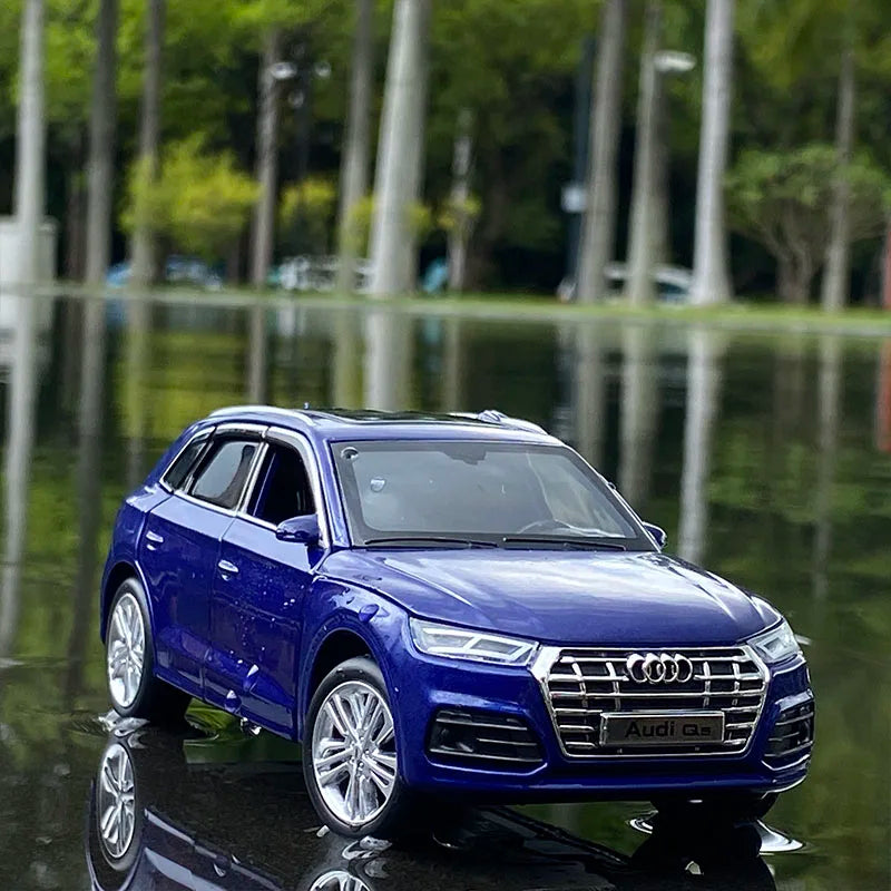 1:32 AUDI Q5 SUV Alloy Car Model Diecast & Toy Vehicles Metal Toy Car Model High Simulation Sound Light Collection Blue - IHavePaws