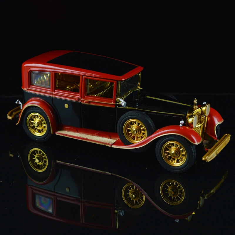 1:28 Retro Classic Car Alloy Car Model Diecasts Metal Vehicles Toy Old Car Model High Simulation Collection Ornament Kids Gift - IHavePaws