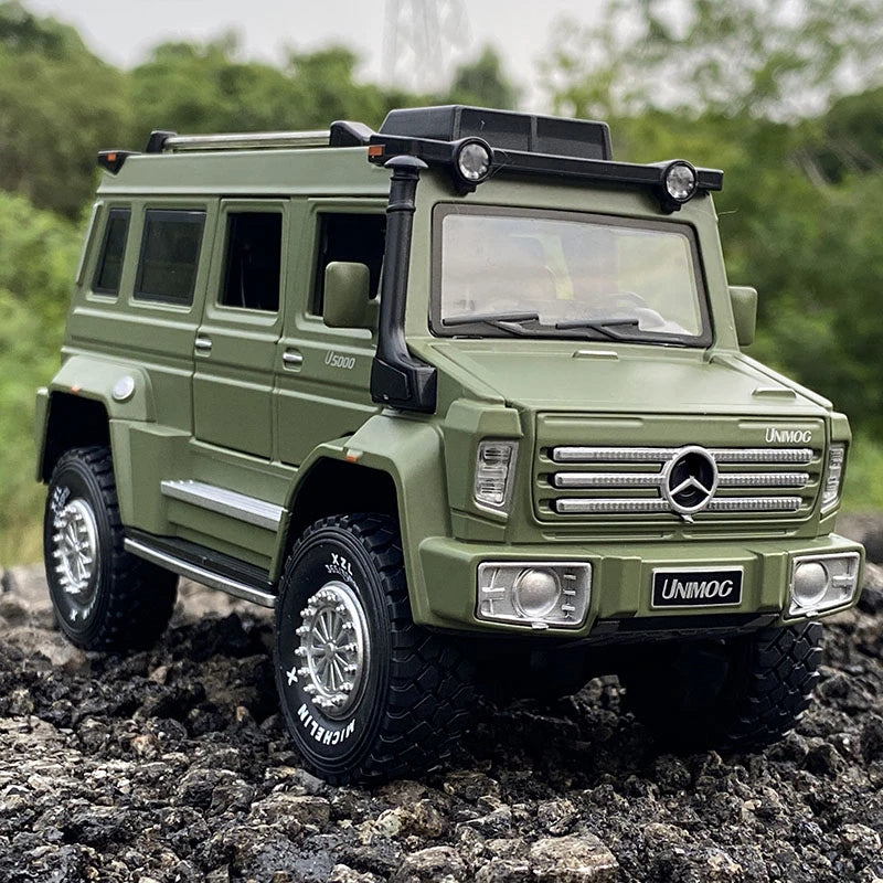 1:28 Unimog U5000 Alloy Car Model Diecast & Toy Metal Off-road Vehicle Car Model Simulation Green - IHavePaws