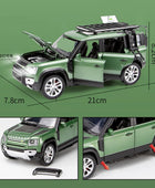 1/24 Defender SUV Alloy Car Model Diecasts Metal Toy Off-road Vehicles Car Model Sound and Light Simulation Collection Kids Gift
