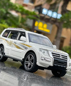 1:32 Mitsubishis PAJERO SUV Alloy Car Model Diecast Metal Toy Off-road Vehicles Car Model High Simulation Sound Light Kids Gifts White - IHavePaws