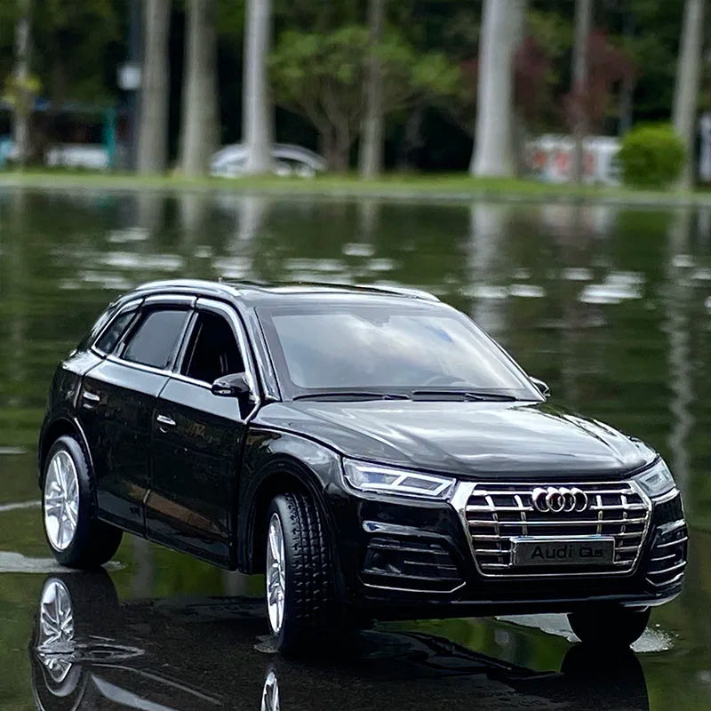 1:32 AUDI Q5 SUV Alloy Car Model Diecast & Toy Vehicles Metal Toy Car Model High Simulation Sound Light Collection Black - IHavePaws