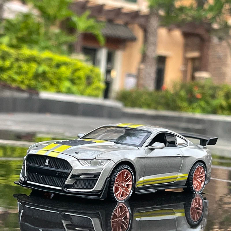 1:32 Ford Mustang Shelby GT500 Alloy Sports Car Model Diecast & Toy Vehicles Metal Car Model Simulation Collection Kids Toy Gift - IHavePaws