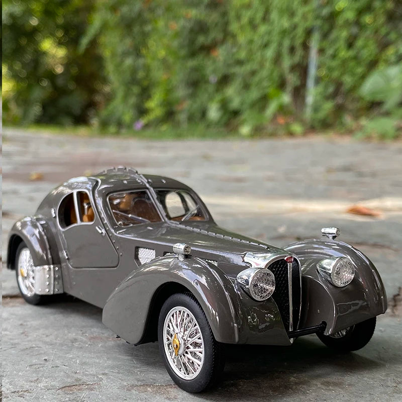 1:28 Bugatti TYPE 57SC Classic Car Alloy Car Model Diecasts Metal Toy Retro Vehicles Car Model Simulation Collection Kids Gift Grey 2 - IHavePaws