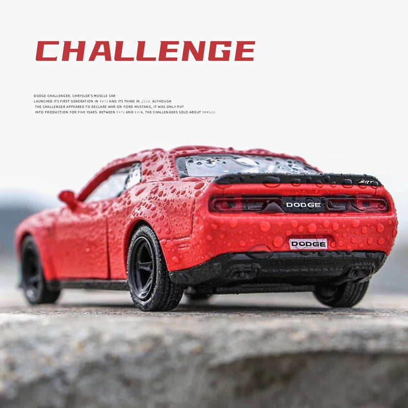 1/36 Dodge Challenger Alloy Muscle Sports Car Model Diecast Metal Toy Police Vehicles Car Model Simulation Collection Kids Gift