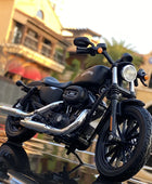 Maisto 1:12 Harley 2014 Sportster Iron 883 Alloy Motorcycle Model Simulation Black - IHavePaws