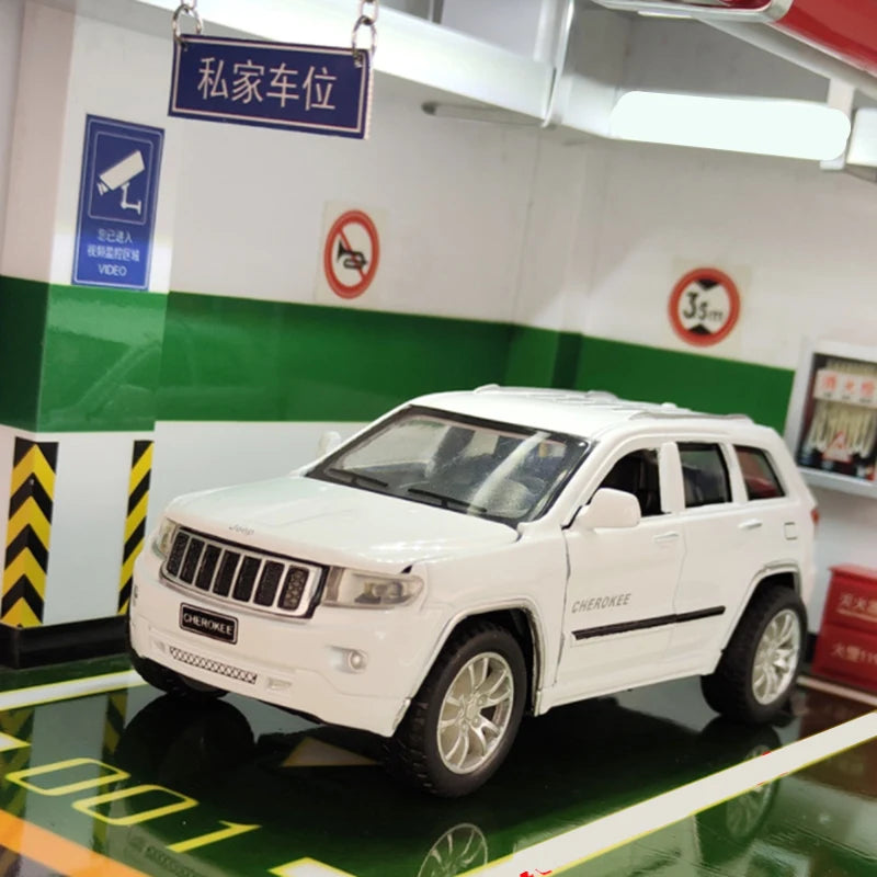 1:32 Grand Cherokee Compass Alloy Off-road Vehicles Car Model Diecast Metal Car Model Simulation Sound Light Childrens Toys Gift White - IHavePaws