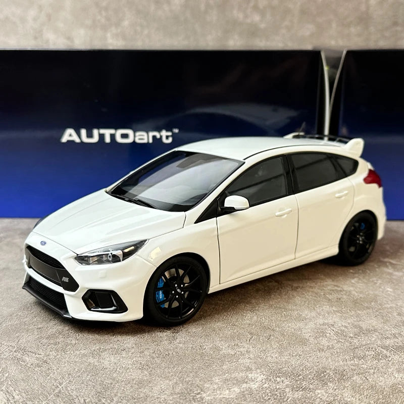 Autoart 1:18 Ford Focus RS 2016 Car scale model 72951 White - IHavePaws