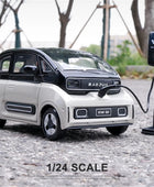 1:24 BAOJUN MINI EV Alloy New Energy Car Model Diecast Metal Toy Vehicles Car Model With Charging Pile Sound and Light Kids Gift