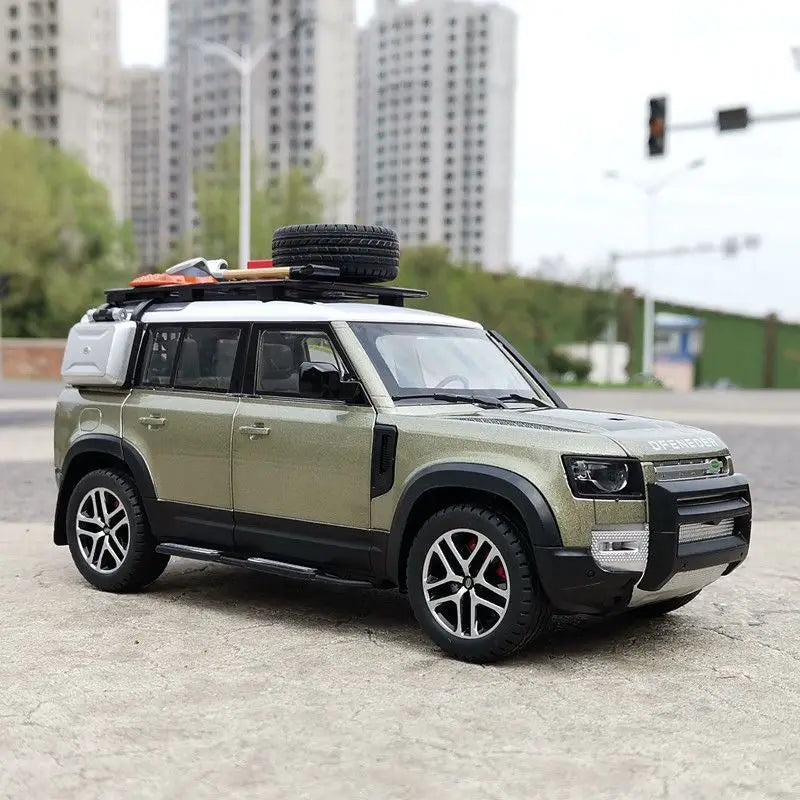 1/24 Range Rover Defender Alloy Car Model Diecast Metal Toy Off-road Vehicles Model Simulation Sound Light Collection Kids Gifts Green - IHavePaws