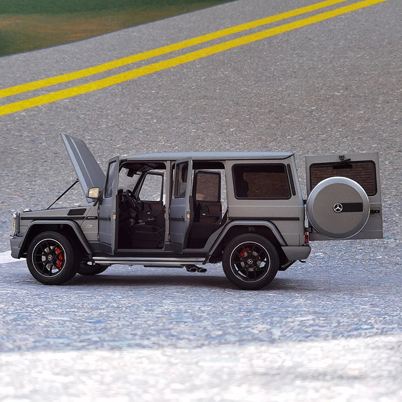 Almost Real 1:18 Mercedes Benz G65 AMG W463 2017 Edition off-road Car Scale Model - IHavePaws