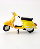 1:18 1976 Vespa 200 Rally Alloy Leisure Motorcycle Model Simulation Metal Classic Street Motorcycles Model Childrens Toys Gifts
