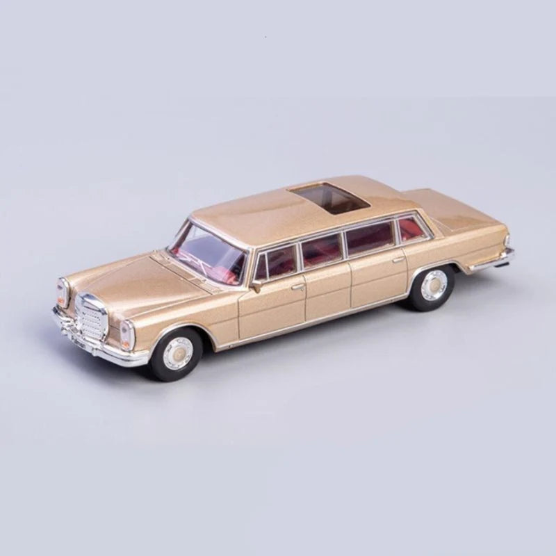 1/64 Classic Old Car Pullman Alloy Car Model Diecasts Metal Retro Vehicles Car Model High Simulation Collection With Retail Box Golden - IHavePaws