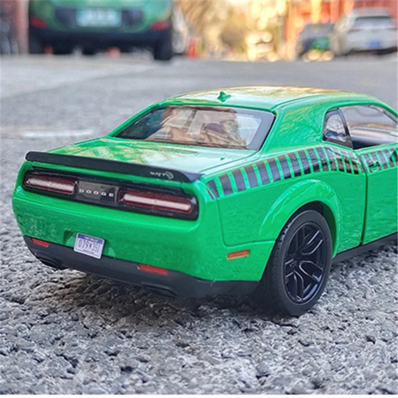 1:24 Dodge Challenger SRT Alloy Sports Car Model Diecasts Metal Toy Vehicles Car Model High Simulation Collection Kids Toy Gift - IHavePaws