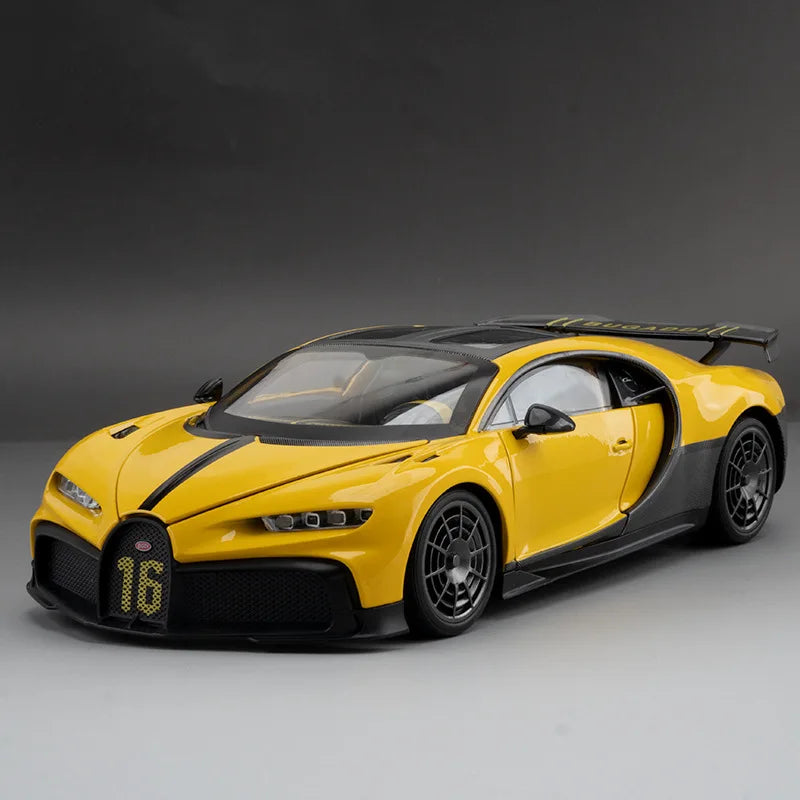1:18 Bugatti Chiron PUR SPORT Alloy Sports Model Diecast Metal Racing Car Vehicle Model Sound and Light Simulation Kids Toy Gift Yellow - IHavePaws