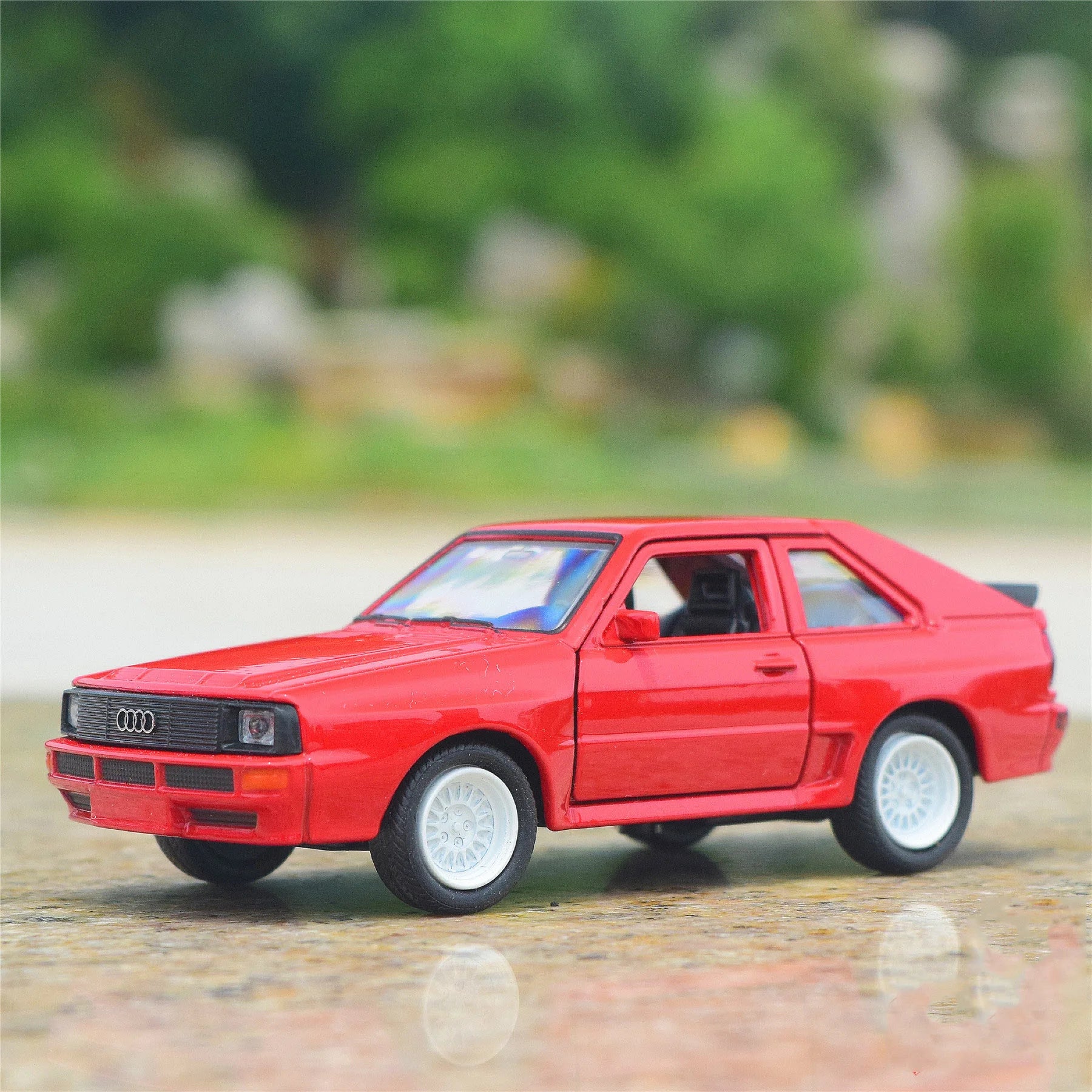 WELLY 1:36 Audi Sport Quattro Alloy Car Model Diecasts Metal Toy Miniature Scale Car Model High Simulation Pull Back Kids Gifts Red - IHavePaws
