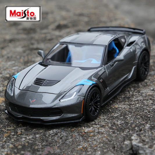 Maisto 1:24 Chevrolet 2017 Corvette Grand Sport Alloy Sports Car Model Diecasts Metal Toy Racing Car Model Simulation Kids Gifts