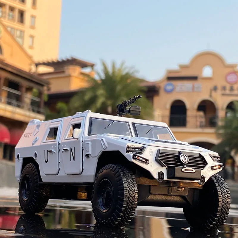 1:28 Military Alloy Armored Car Model Diecasts Police Off-road Vehicles Car Model Metal Explosion Proof Car Model Kids Toys Gift