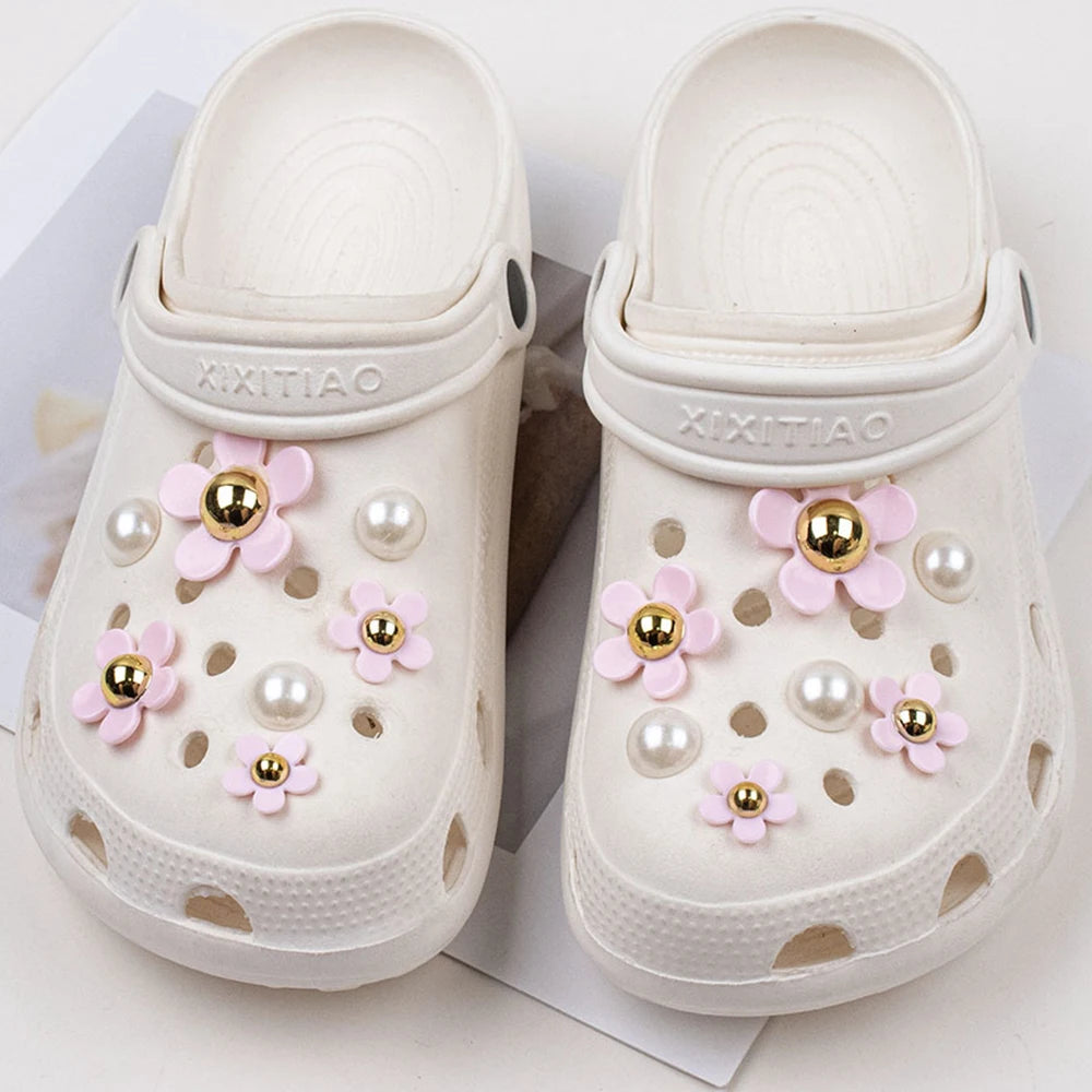 Shoes Charms for Crocs Ready To Put on White Daisy Sunflower Combination Suit Shoe Buckle Girlish Hole Shoes Accessories C - IHavePaws