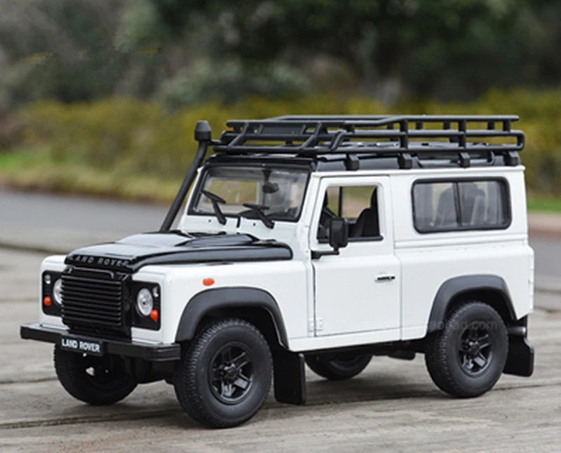 Welly 1/24 Land Rover Defender Alloy Car Model Diecast Metal Toy Off-Road Vehicle Car Model Simulation Collection Childrens Gift White A - IHavePaws