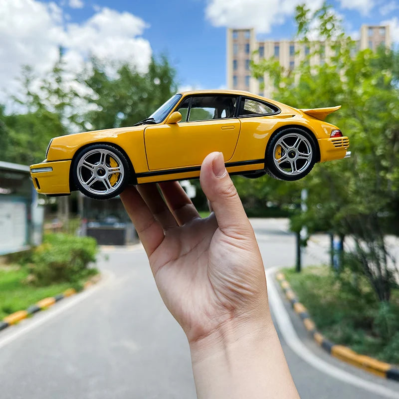 Almost real 1/18 RUF CTR Anniversary Edition 2017 Model Yellow Bird car model Send a friend a personal collection of metal Yellow - IHavePaws