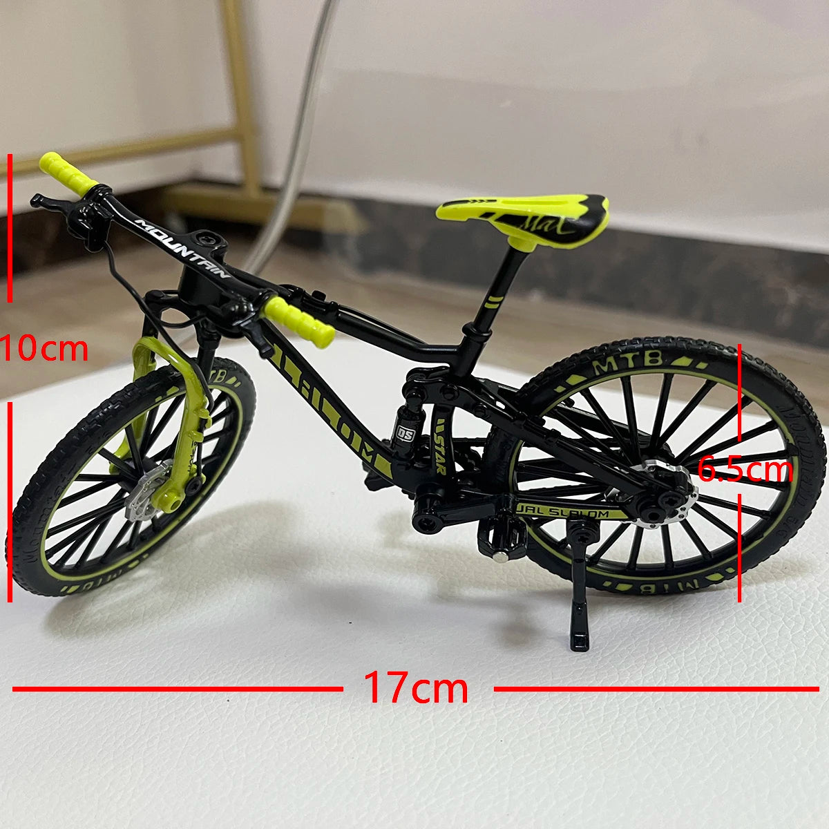 1:10 Mini Model Alloy Biycle Diecast Mountain Finger Racing Green Bike Adult Simulation Collection Gifts Toys Ornaments for boys