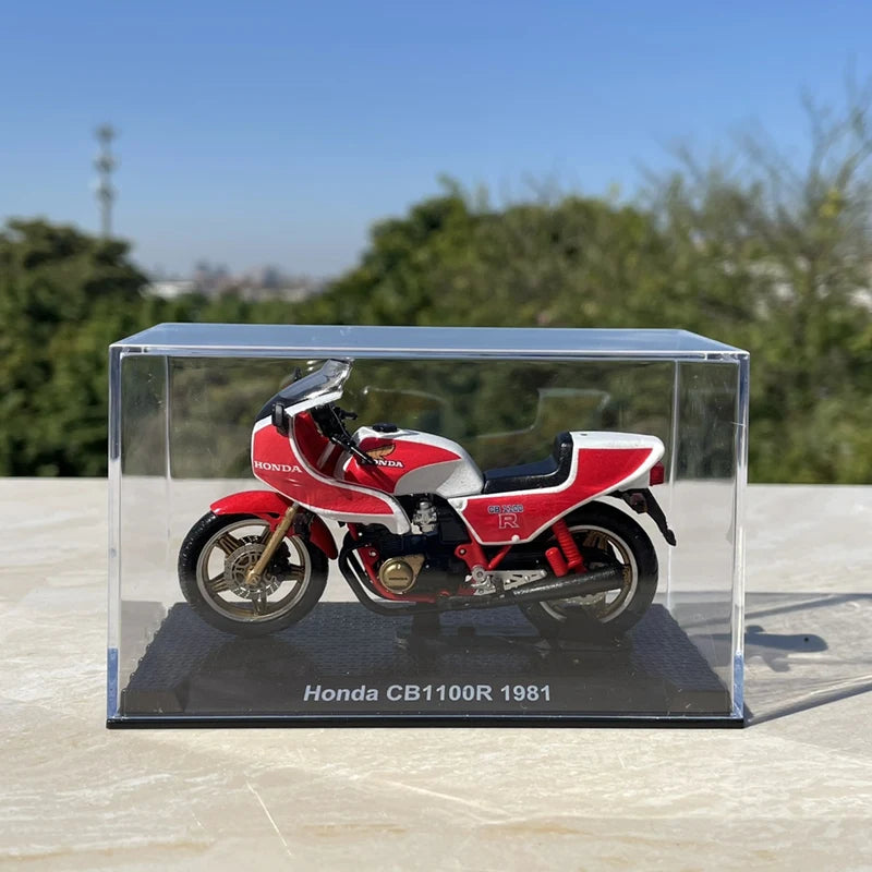 1:18 Valkyrie 1999 Touring Motorcycle Model Alloy Metal Toy Travel Racing Leisure Street Motorcycle Model Collection CB1100R - IHavePaws