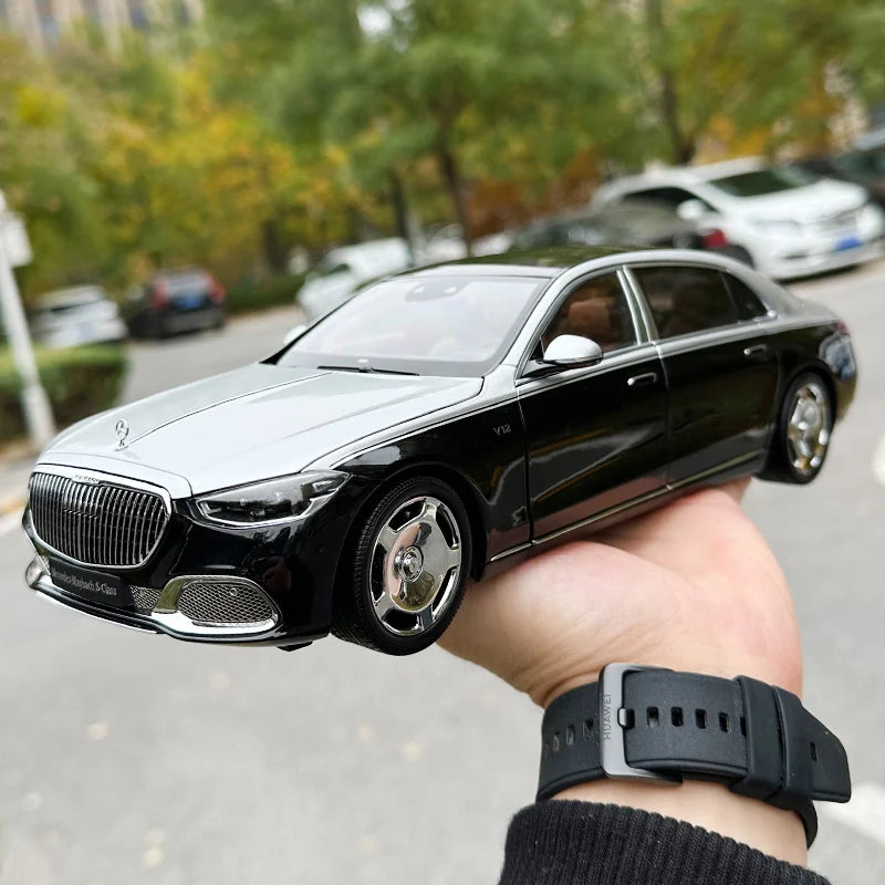 Almost Real AR 1/18 for Maybach S-Class S680 2021 car model Limited personal collection company gift display Birthday present Black silver - IHavePaws
