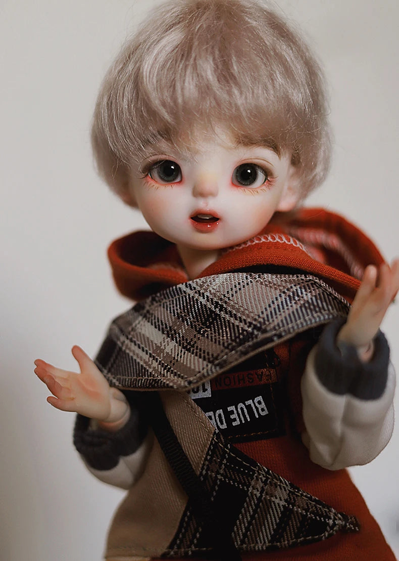 1/6 26cm Bjd Sd Resin Doll Gift for Girls Movable Doll Set Handpainted Makeup  female mode Gift Doll with clothes
