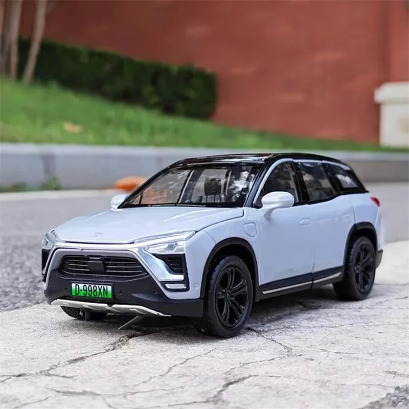 1:32 NIO ES8 SUV Alloy New Energy Car Model Diecasts Metal Toy Charging Vehicles Car Model Simulation Sound and Light Kids Gifts - IHavePaws