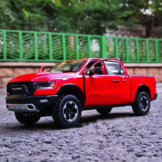 1:24 Dodge RAM 1500 Rebel Alloy Pickup Car Model Diecast Toy Off-road Vehicle Car Model High Simulation Collection Kids Toy Gift - IHavePaws