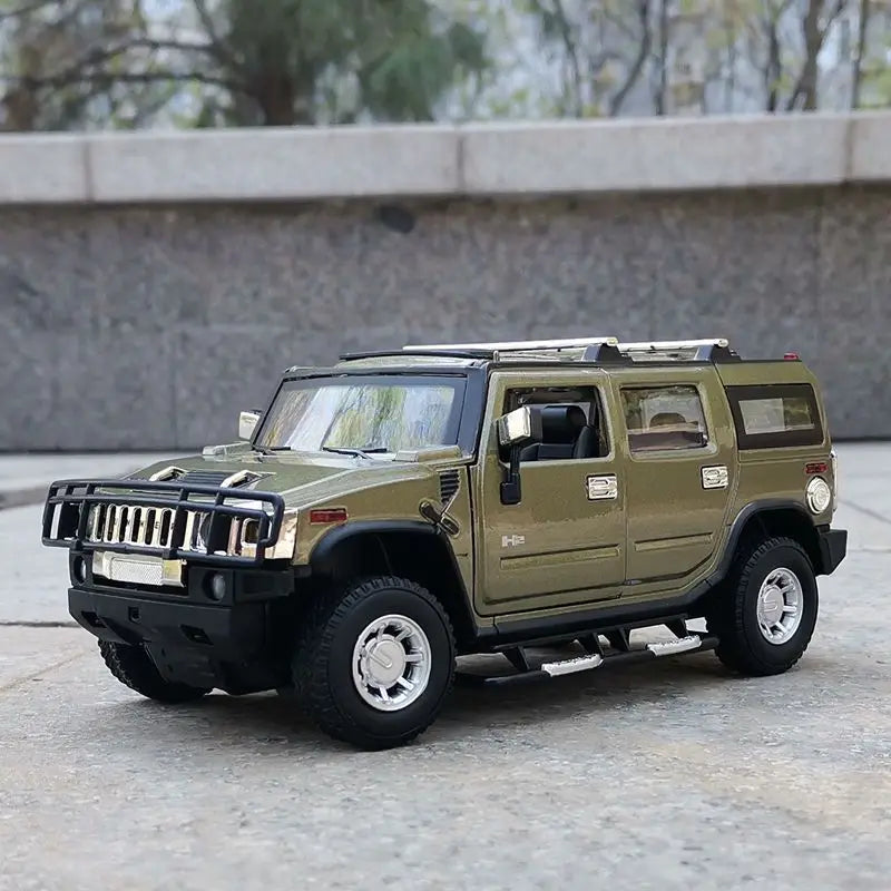1:24 HUMMER H2 SUV Alloy Car Model Diecast & Toy Metal Off-road Vehicles Car Model High Simulation Collection Childrens Toy Gift Green - IHavePaws