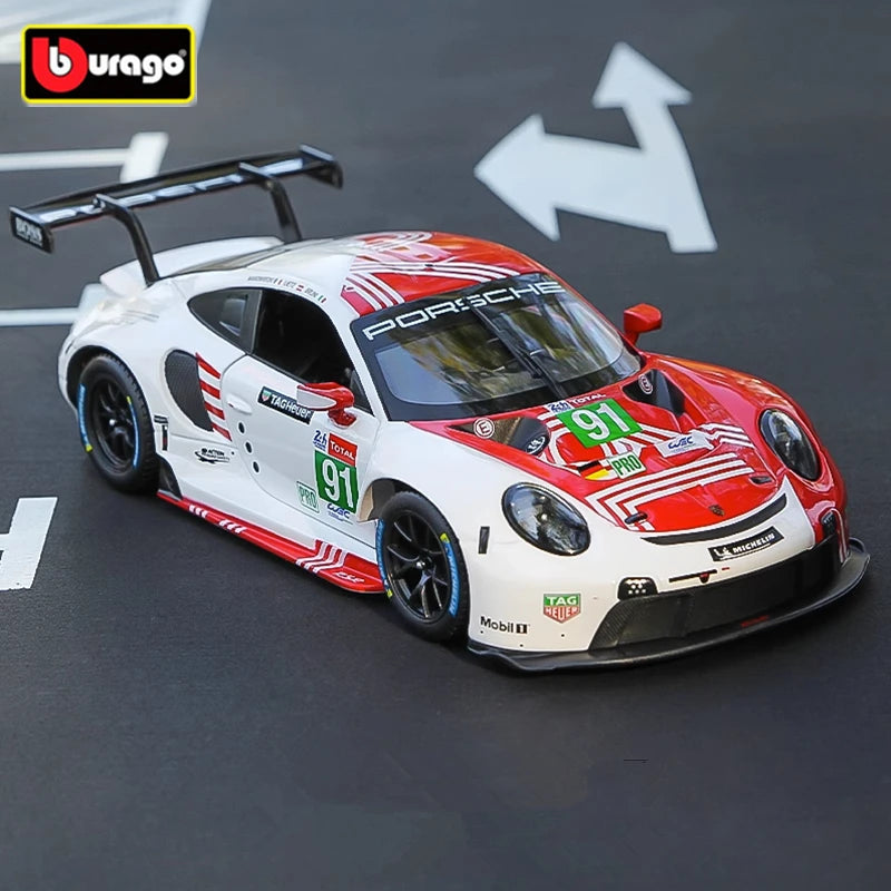 Bburago 1:24 Porsche 911 RSR Alloy Sports Car Model Diecast Metal Toy Racing Vehicles Car Model Simulation Collection Kids Gifts