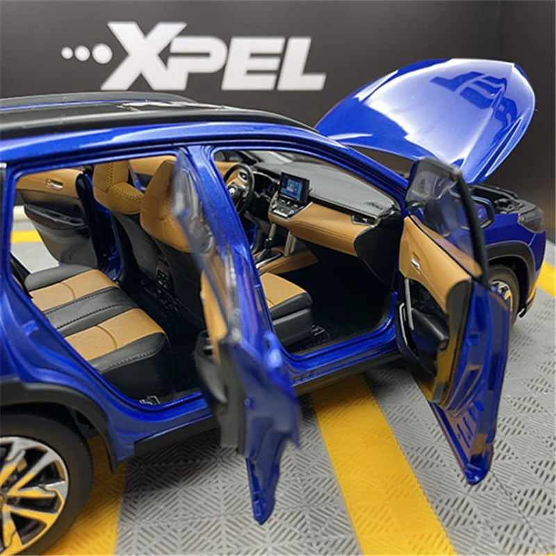 1:18 COROLLA CROSS SUV Alloy Car Model Diecast Metal Vehicles Car Model High Simulation Collection Childrens Toy Gift Decoration