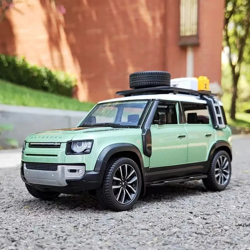 1/24 Range Rover Defender Alloy Car Model Diecast Metal Toy Off-road Vehicles Model Simulation Sound Light Collection Kids Gifts Green B - IHavePaws