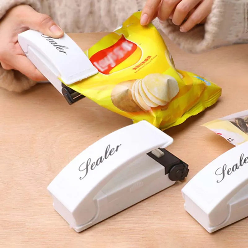 Heat Bag Sealer - Your Compact Solution for Fresh and Sealed Food Storage - IHavePaws