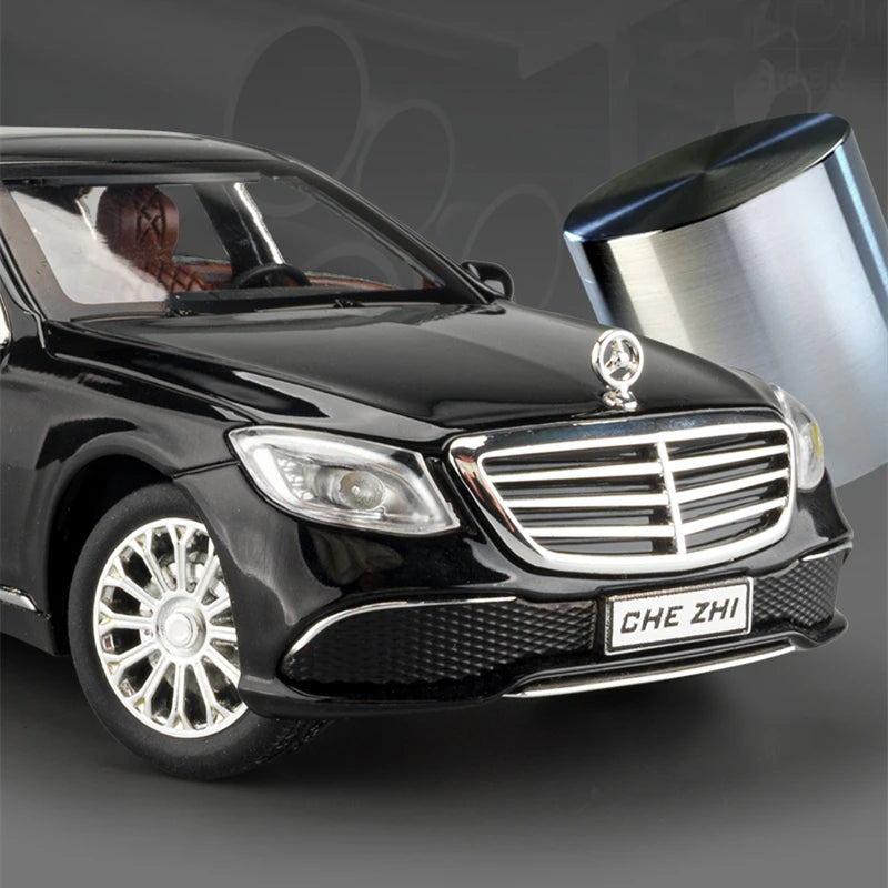 1:24 E-Class E300 L Alloy Luxy Car Model Diecasts Metal Vehicles Car Model Simulation Sound Light Collection Childrens Toys Gift - IHavePaws