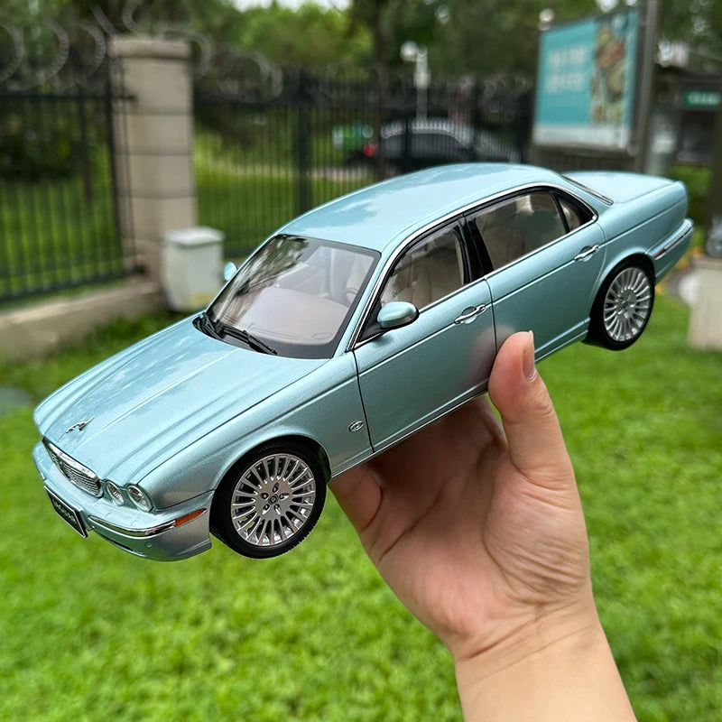 Almost Real AR 1/18 Jaguar XJ6 X350 Car models give gifts to friends Adult toys Birthday gifts to friends Company show metal Blue - IHavePaws