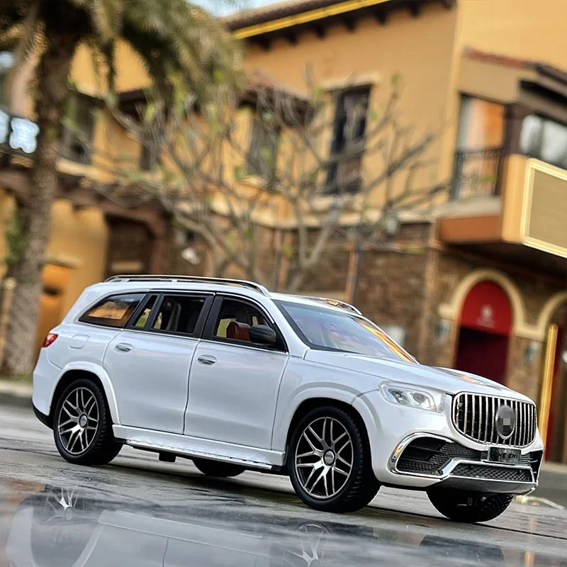 1/24 Maybach GLS class GLS63 Alloy Car Model Diecasts Metal Toy Car Model Collection Sound Light High Simulation Childrens Gifts