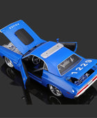 Maisto 1:24 1970 DODGE CHALLENGER R/T Alloy Car Model Diecasts Metal Sports Car Model Simulation Collection Childrens Toys Gift