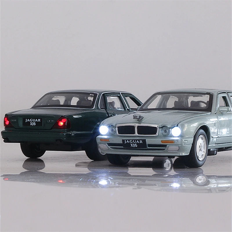 1:32 XJ6 Classic Car Alloy Car Model Diecasts & Toy Vehicles Metal Toy Car Model High Simulation Collection Kids Toy Gift - IHavePaws