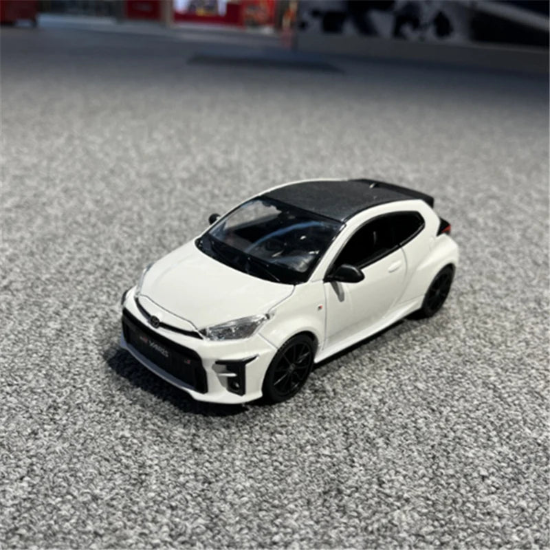 Maisto 1/24 2021 Toyota GR Yaris Alloy Car Model Diecast Metal Toy Car Vehicles Model High Simulation Collection Childrens Gifts - IHavePaws