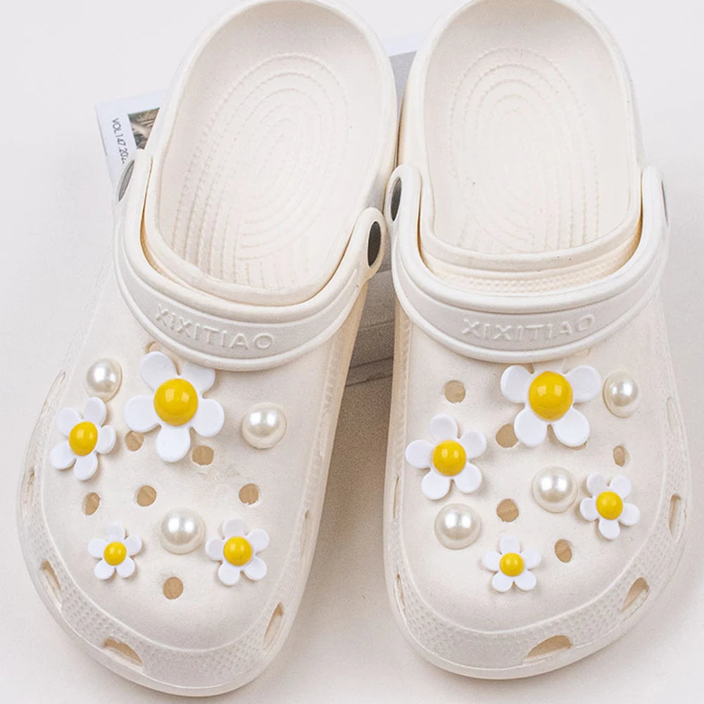 Shoes Charms for Crocs Ready To Put on White Daisy Sunflower Combination Suit Shoe Buckle Girlish Hole Shoes Accessories D - IHavePaws