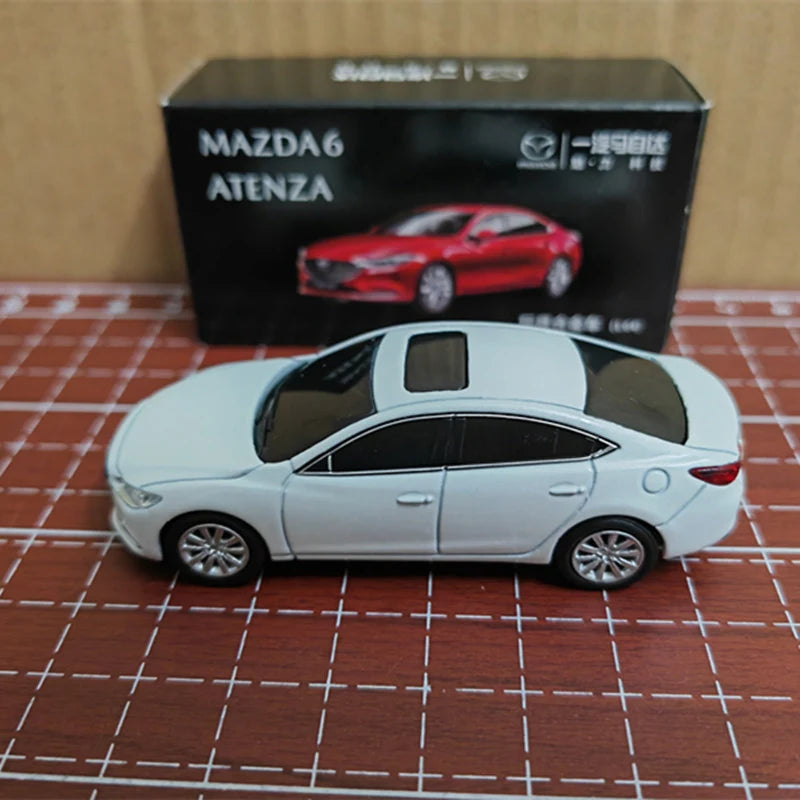 1/64 2020 MAZDA 6 ATENZA Alloy Car Model Diecasts Metal Vehicles Car Model Simulation Miniature Scale Collection Kids Toys Gifts