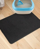 PurrGuard Pet Cat Litter Mat - The Ultimate Solution for a Clean and Tidy Space Black / 30x30cm - IHavePaws